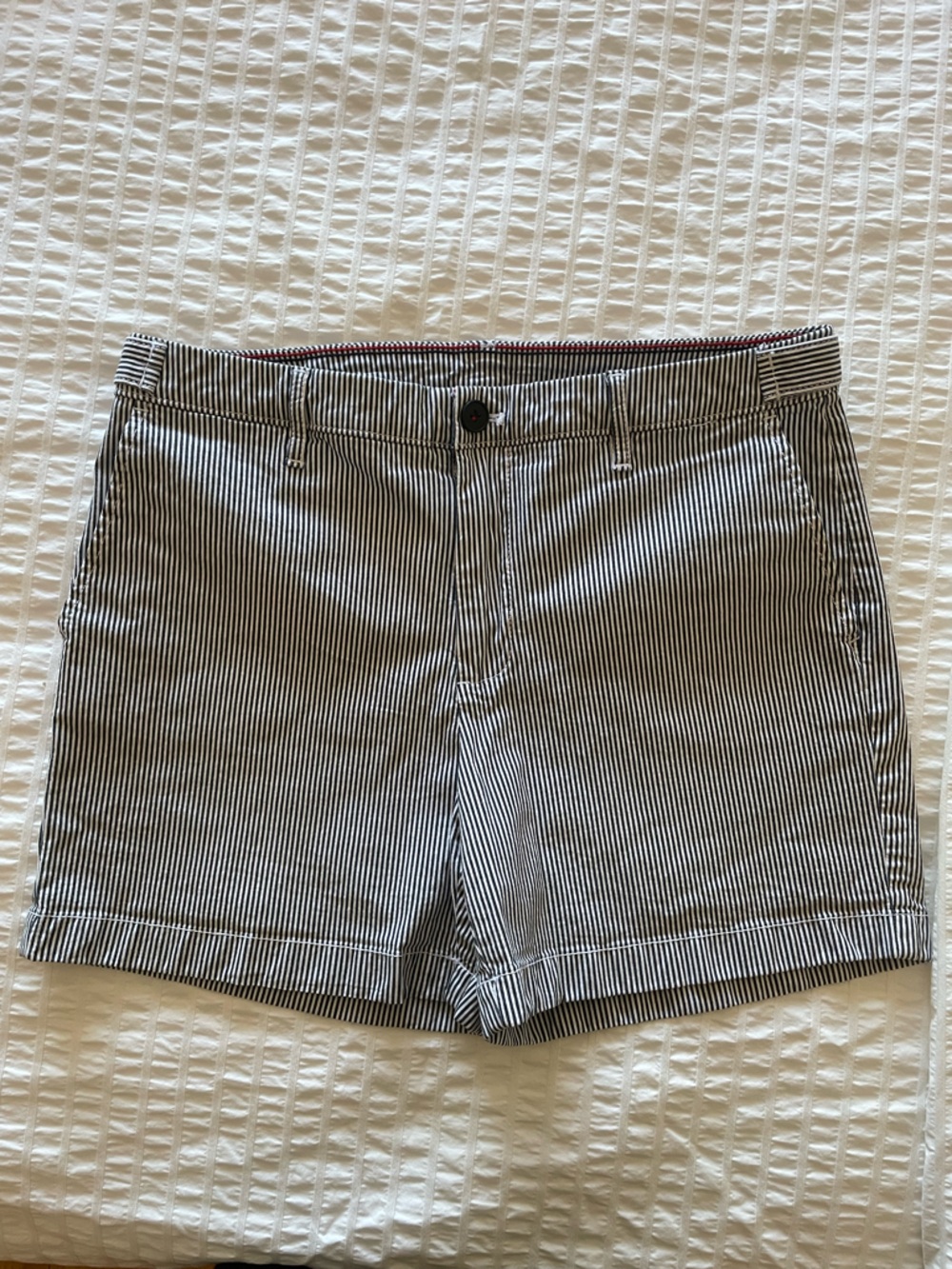 Tommy Hilfiger Navy and White Striped Women’s Shorts - size 8